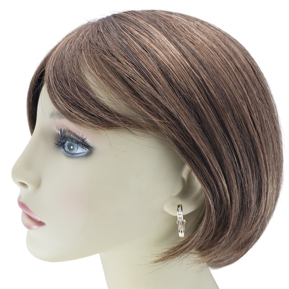 14 Karat Yellow Gold and Diamond Oval Hoop Earrings #20404 - Picture 7 of 8